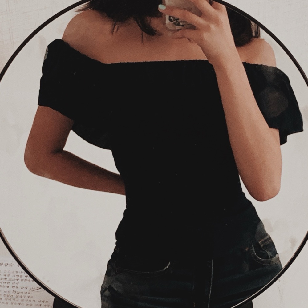 Meet your Posher, Elena